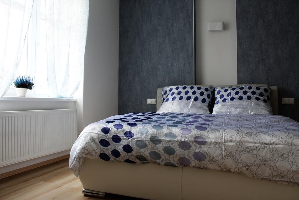 Apartman Doma Їчін Екстер'єр фото